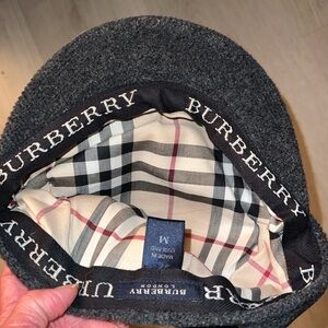 Burberry Newsboy Wool Cap w/ Classic Logo and Plaid interior